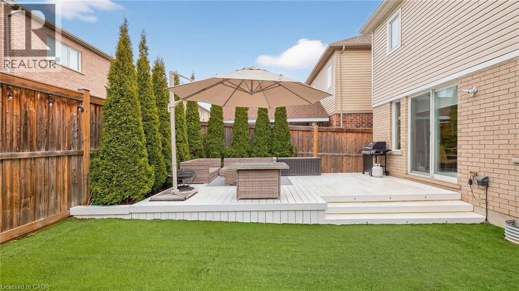 55 West Oak Trail, Kitchener, Ontario  N2R 0L1 - Photo 3 - 40813245