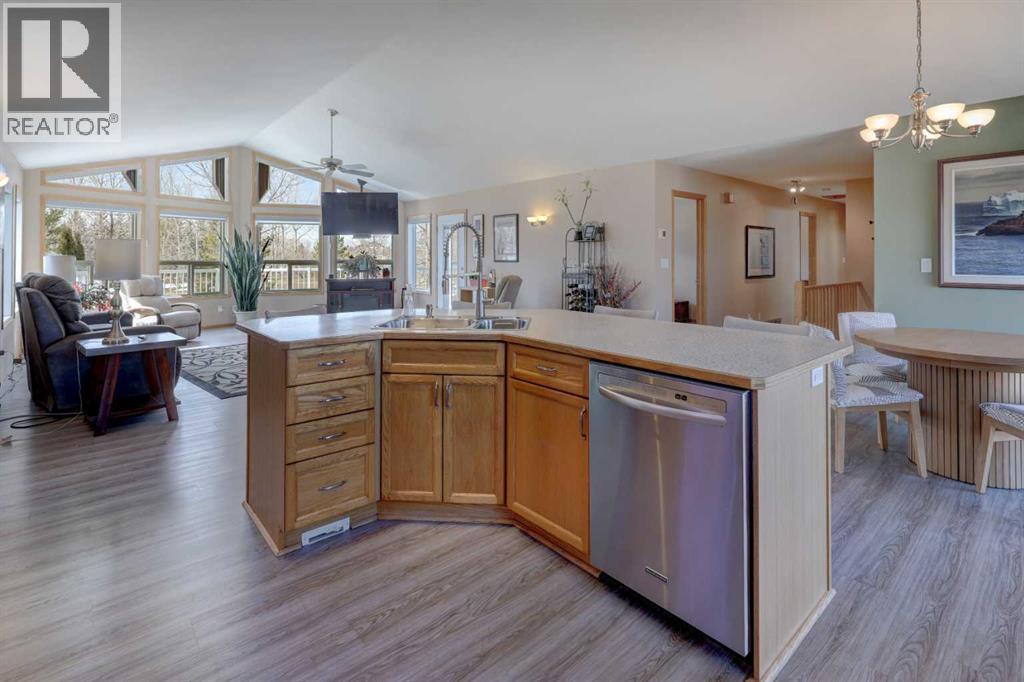 8 North Shore Court, Rural Rocky View County, Alberta  T1Z 0H4 - Photo 15 - A2295115