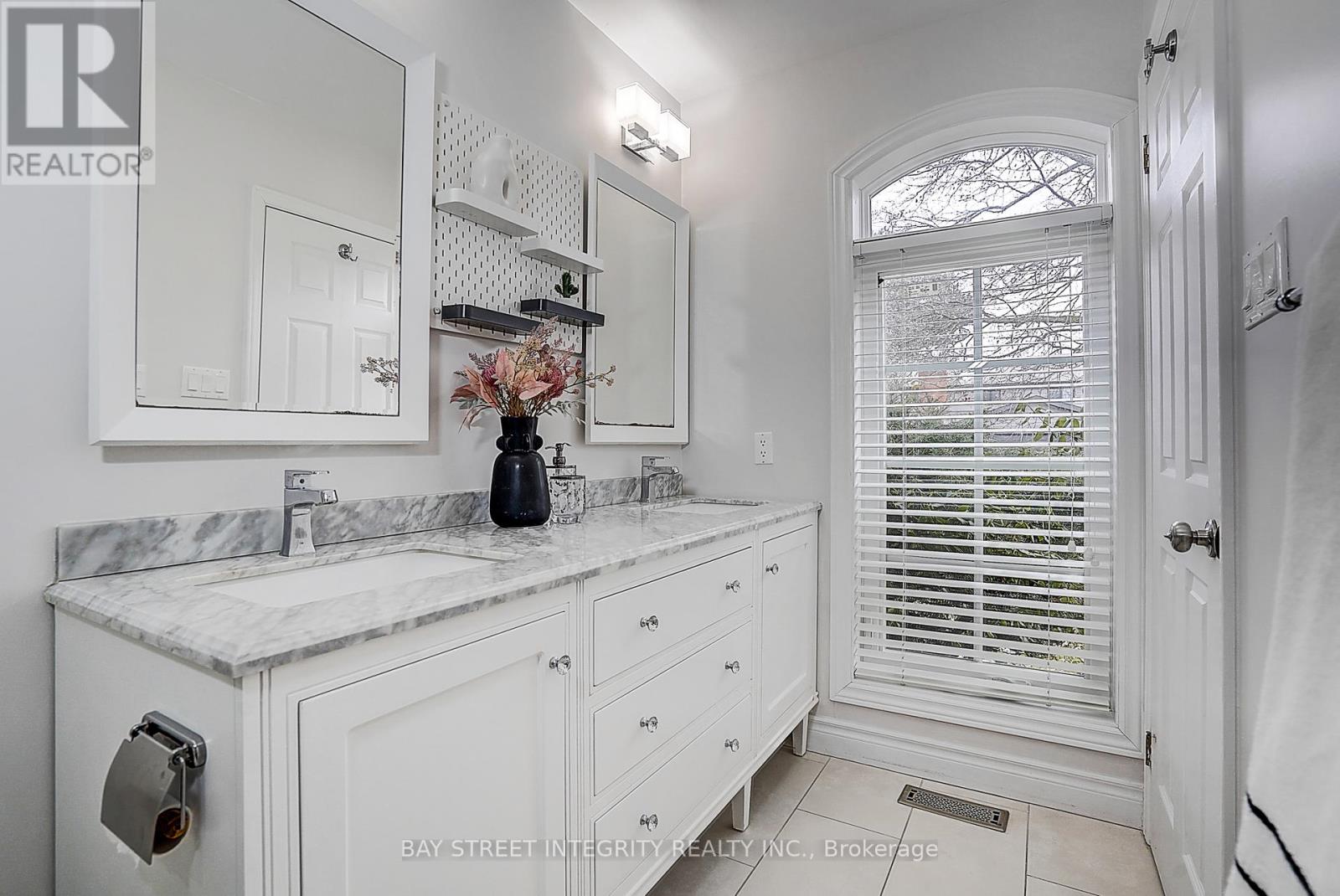 46 Caravan Drive, Toronto, Ontario  M3B 1N3 - Photo 30 - C12907828