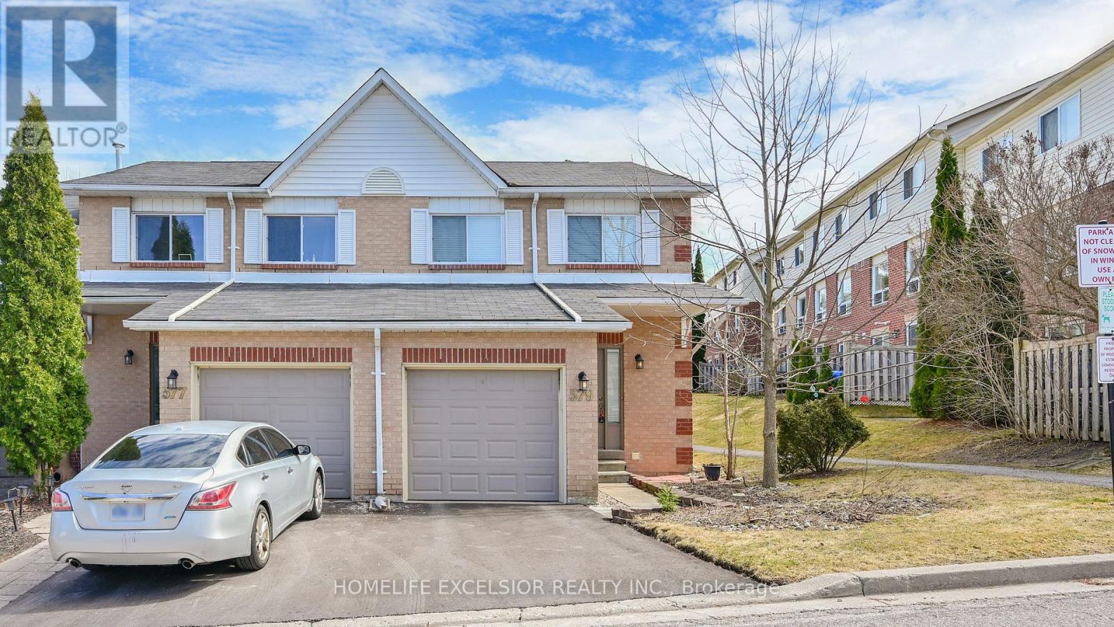 1 - 579 GIBNEY CRESCENT, Newmarket, Ontario