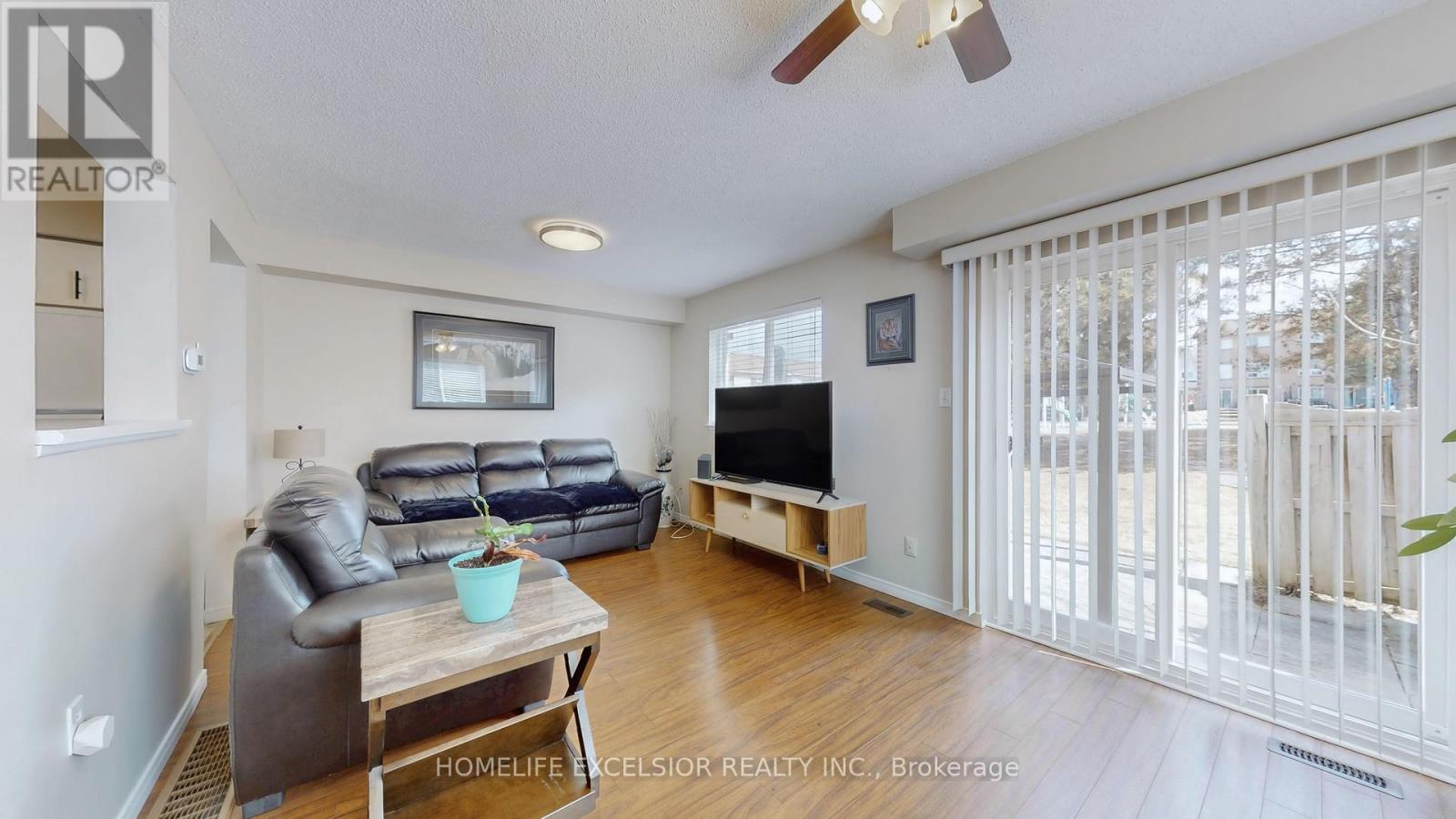 1 - 579 Gibney Crescent, Newmarket, Ontario L3X 1Y3 - Photo 6 - N12907832