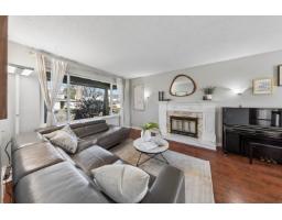 15440 95A AVENUE, Surrey, British Columbia