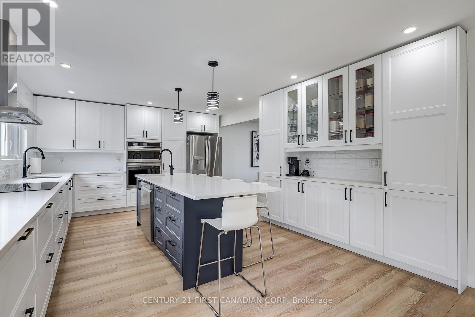 123 Hillsmount Crescent, London South, Ontario  N6K 1V6 - Photo 13 - X12907856