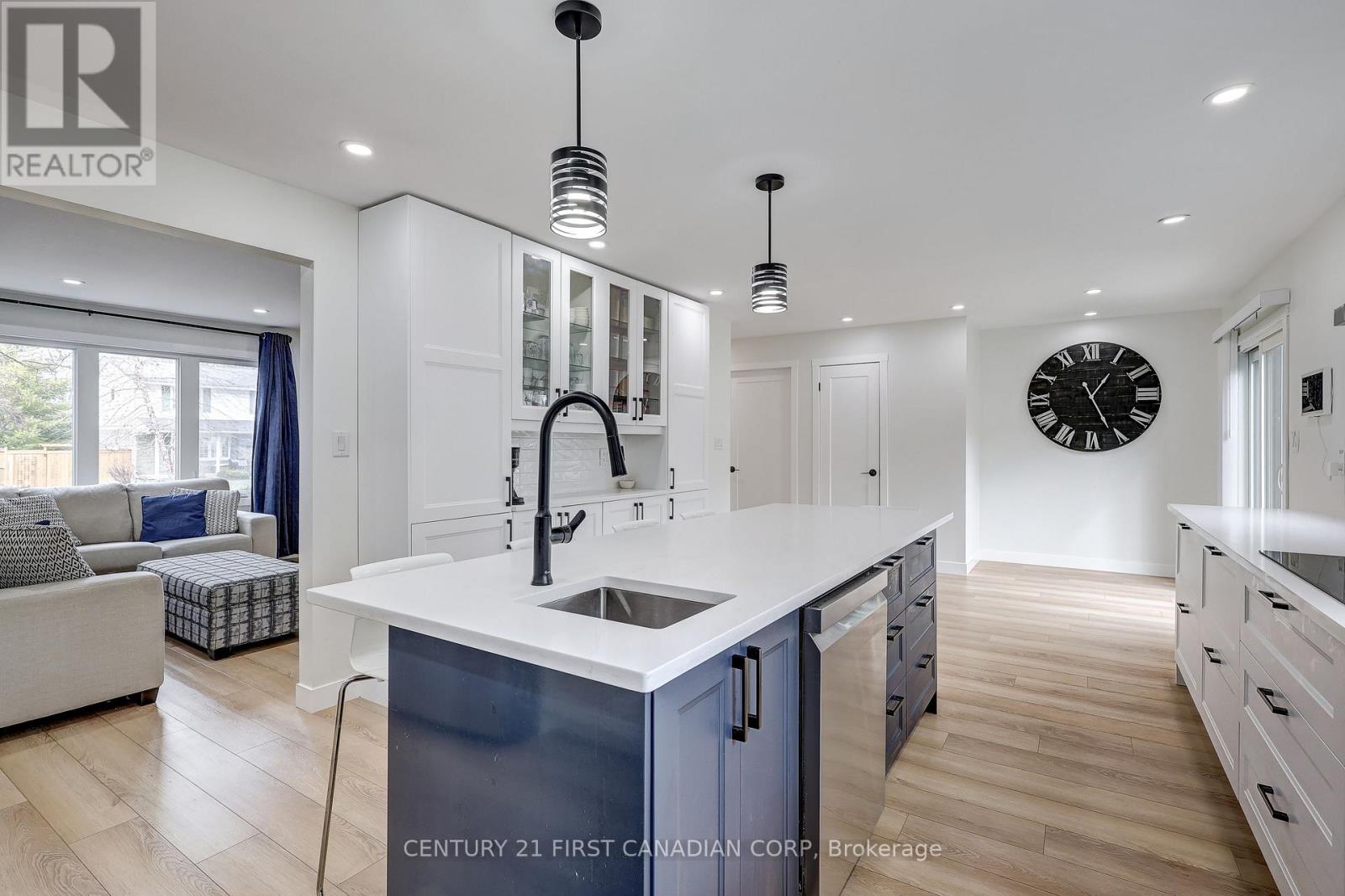 123 Hillsmount Crescent, London South, Ontario  N6K 1V6 - Photo 17 - X12907856