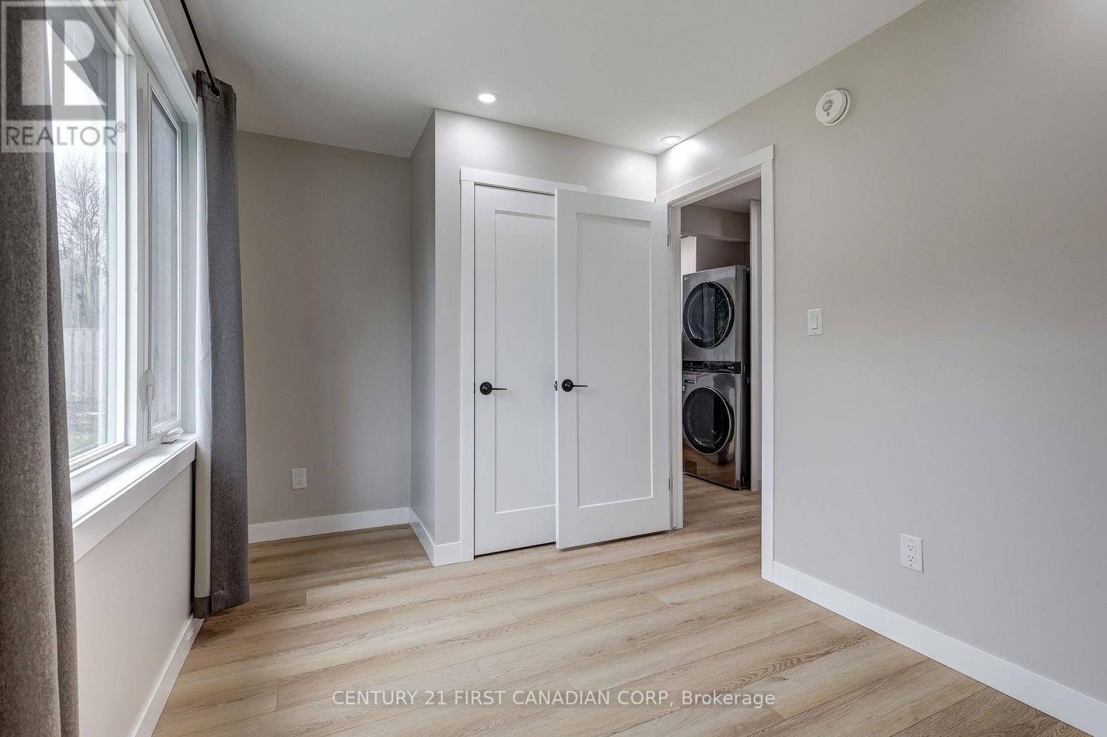 123 Hillsmount Crescent, London South, Ontario  N6K 1V6 - Photo 28 - X12907856