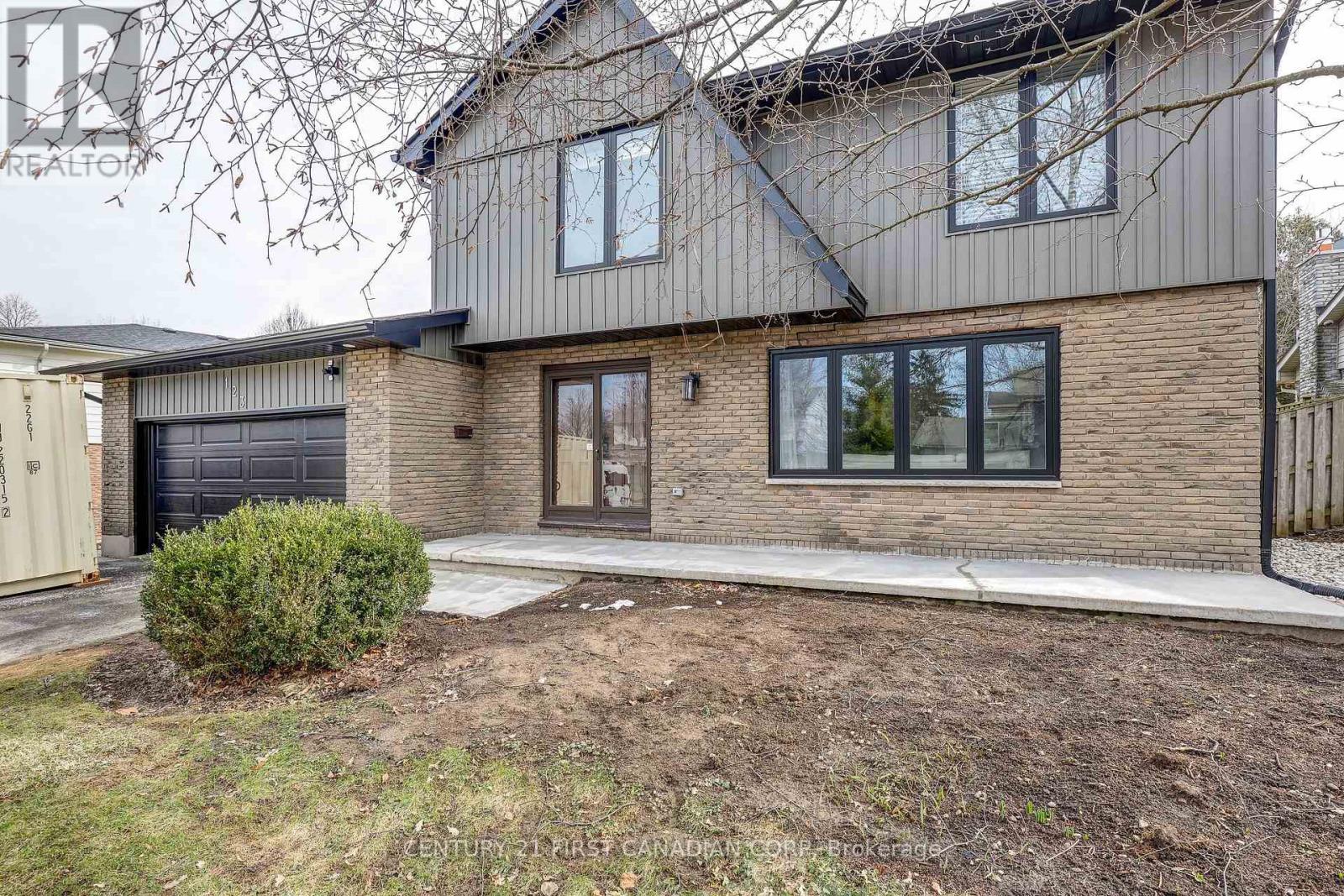 123 Hillsmount Crescent, London South, Ontario  N6K 1V6 - Photo 5 - X12907856