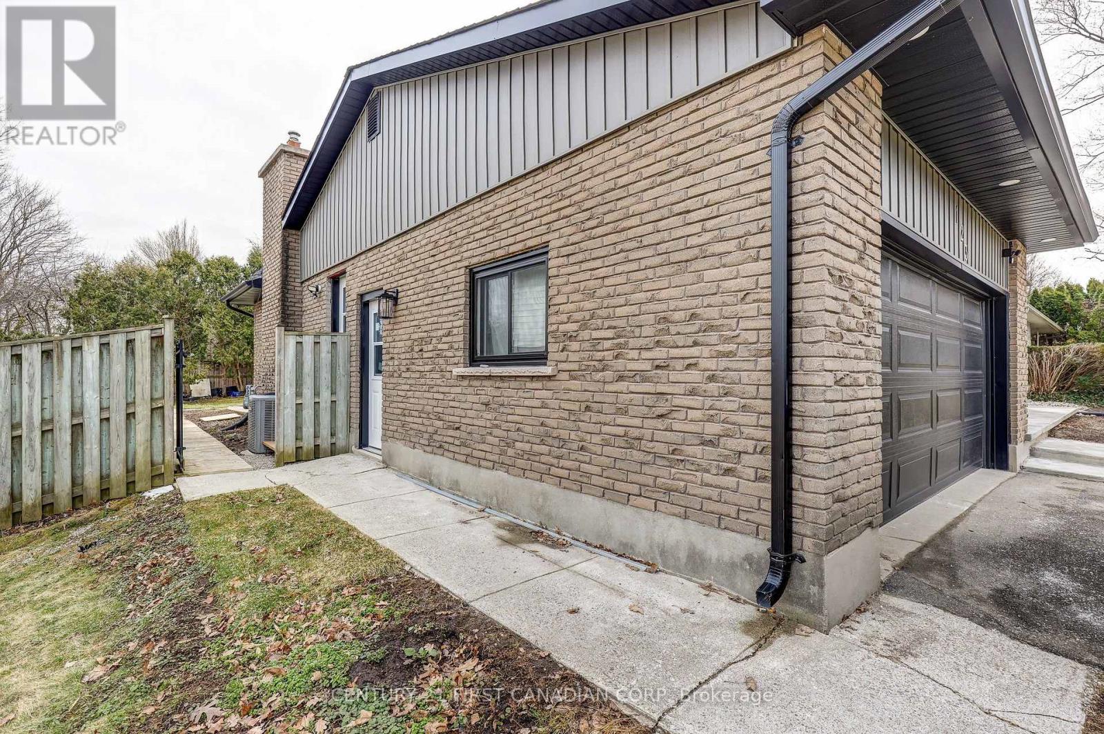 123 Hillsmount Crescent, London South, Ontario  N6K 1V6 - Photo 6 - X12907856