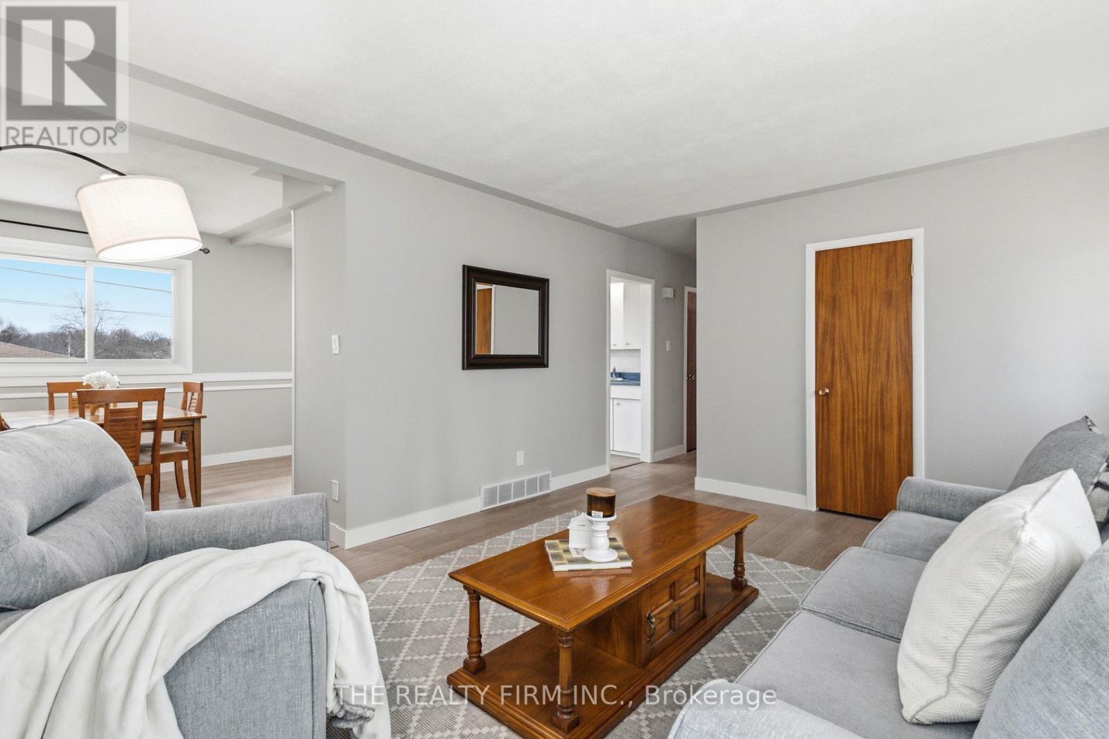 12 Curtis Avenue, London South, Ontario  N5Z 4G1 - Photo 11 - X12907888