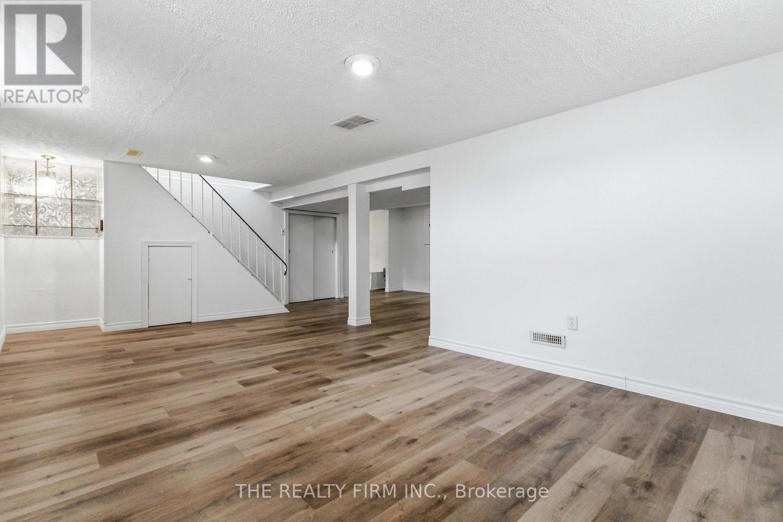 12 Curtis Avenue, London South, Ontario  N5Z 4G1 - Photo 34 - X12907888