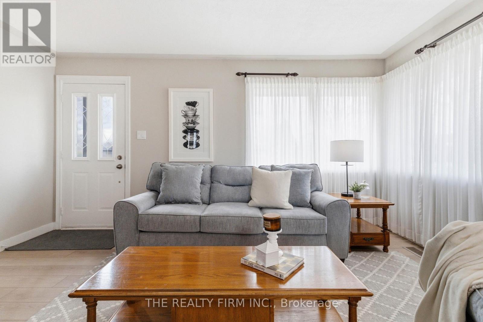 12 Curtis Avenue, London South, Ontario  N5Z 4G1 - Photo 6 - X12907888