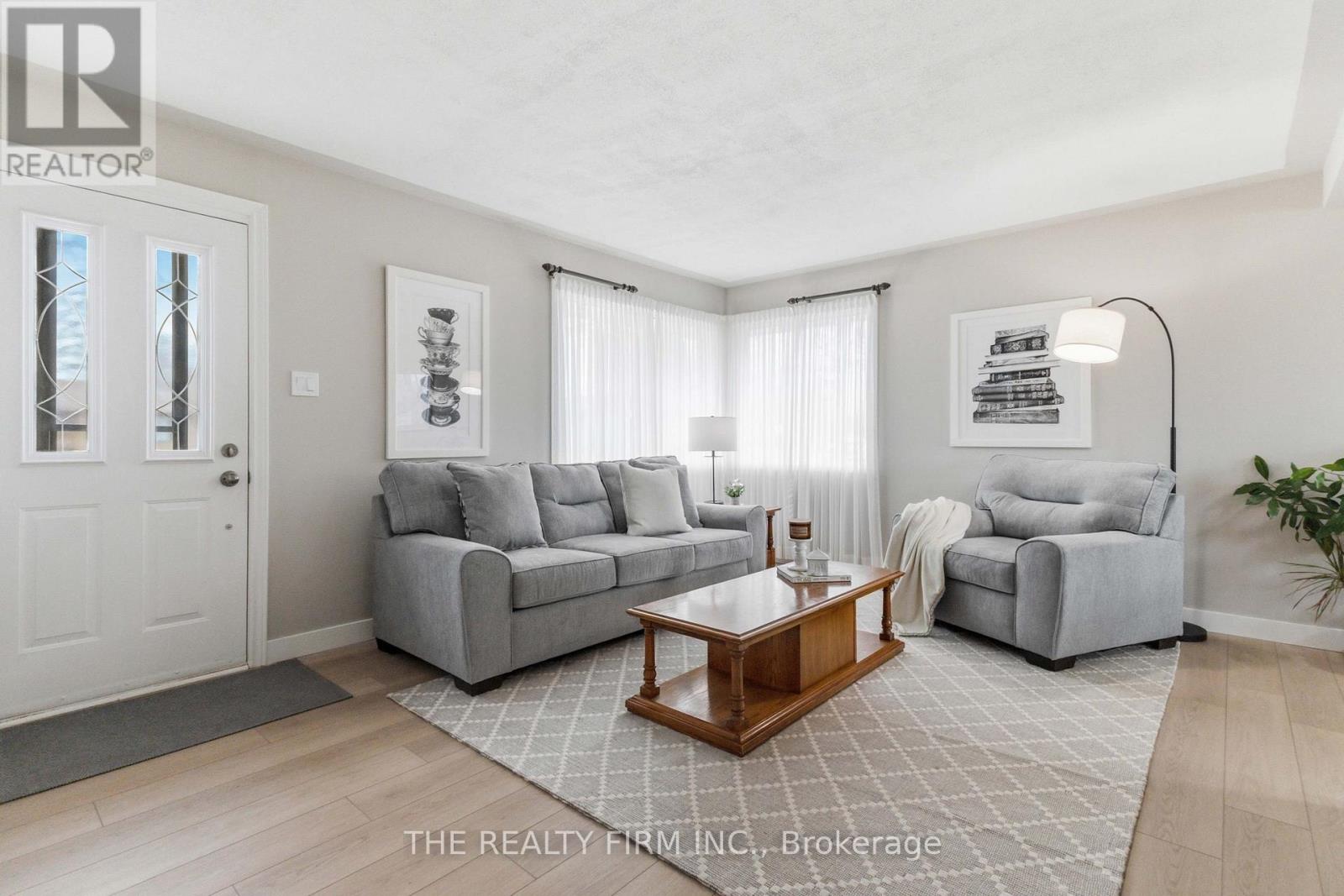 12 Curtis Avenue, London South, Ontario  N5Z 4G1 - Photo 7 - X12907888