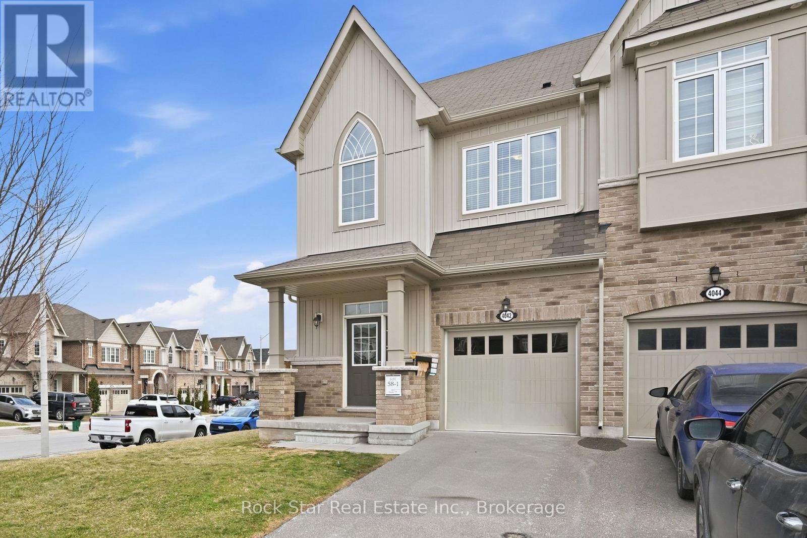 4042 Maitland Street, Lincoln, Ontario  L3J 0R6 - Photo 2 - X12907894