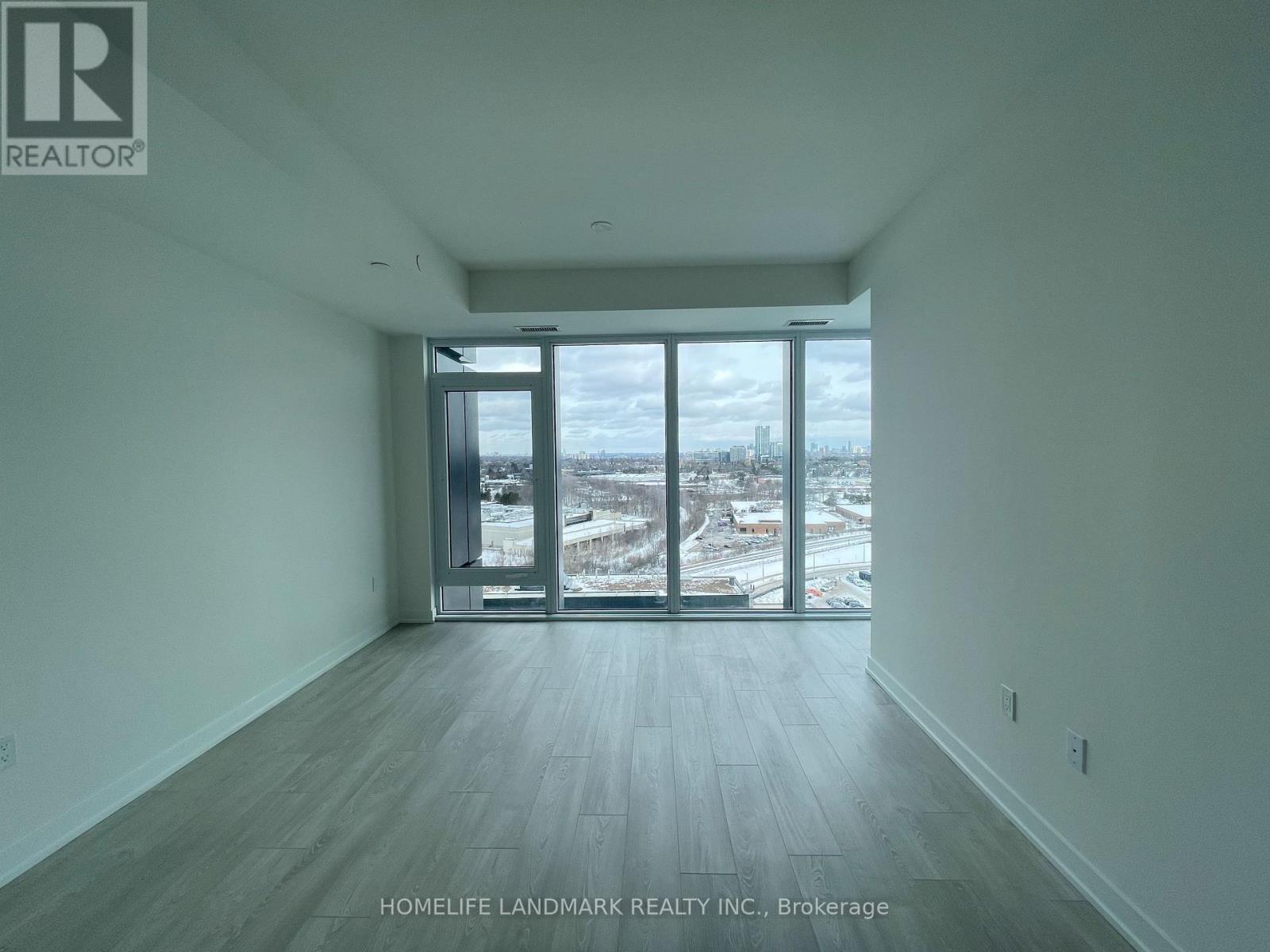 1 Quarrington Lane, Toronto, Ontario  M3C 0S4 - Photo 10 - C12907874