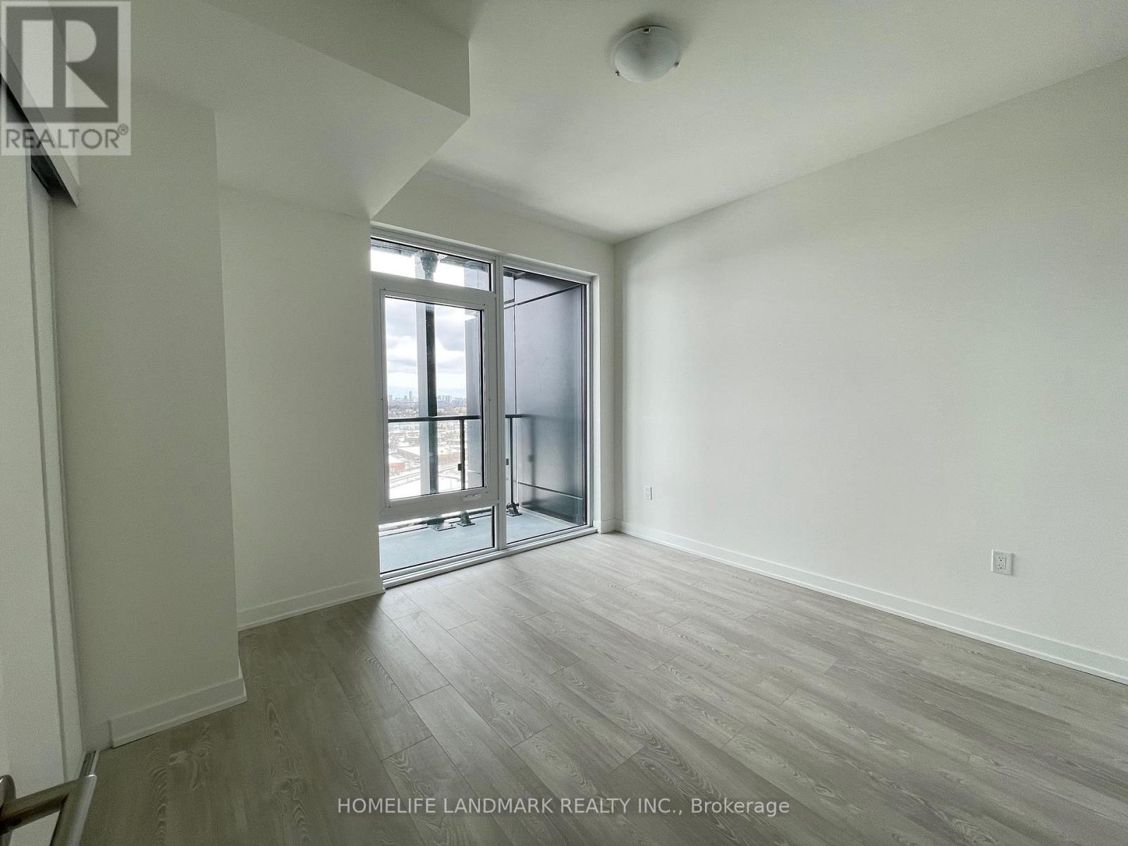 1 Quarrington Lane, Toronto, Ontario  M3C 0S4 - Photo 12 - C12907874