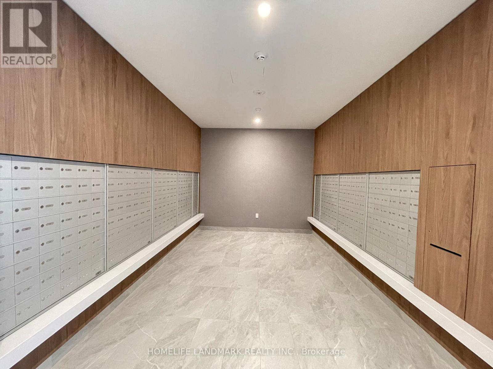 1 Quarrington Lane, Toronto, Ontario  M3C 0S4 - Photo 13 - C12907874