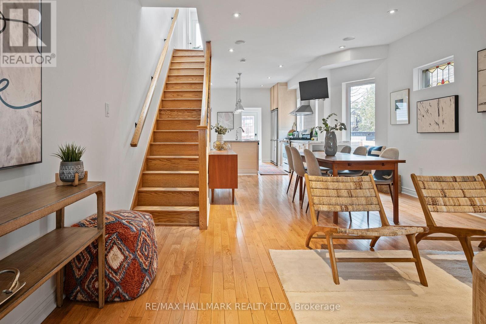 17 Mountnoel Avenue, Toronto, Ontario  M4J 1H7 - Photo 18 - E12907838