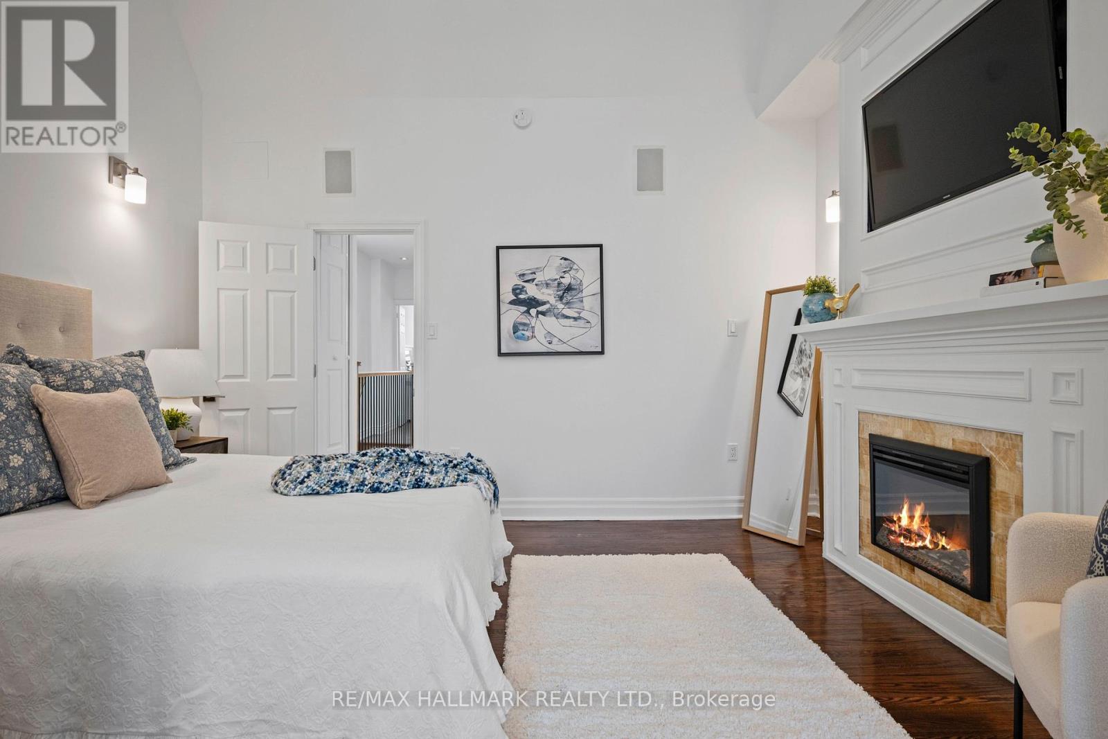 17 Mountnoel Avenue, Toronto, Ontario  M4J 1H7 - Photo 21 - E12907838