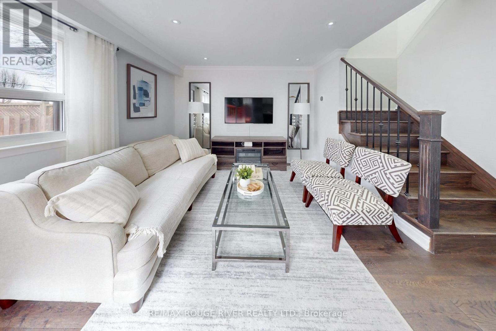 50 Lucas Lane, Ajax, Ontario  L1S 3P8 - Photo 4 - E12907840