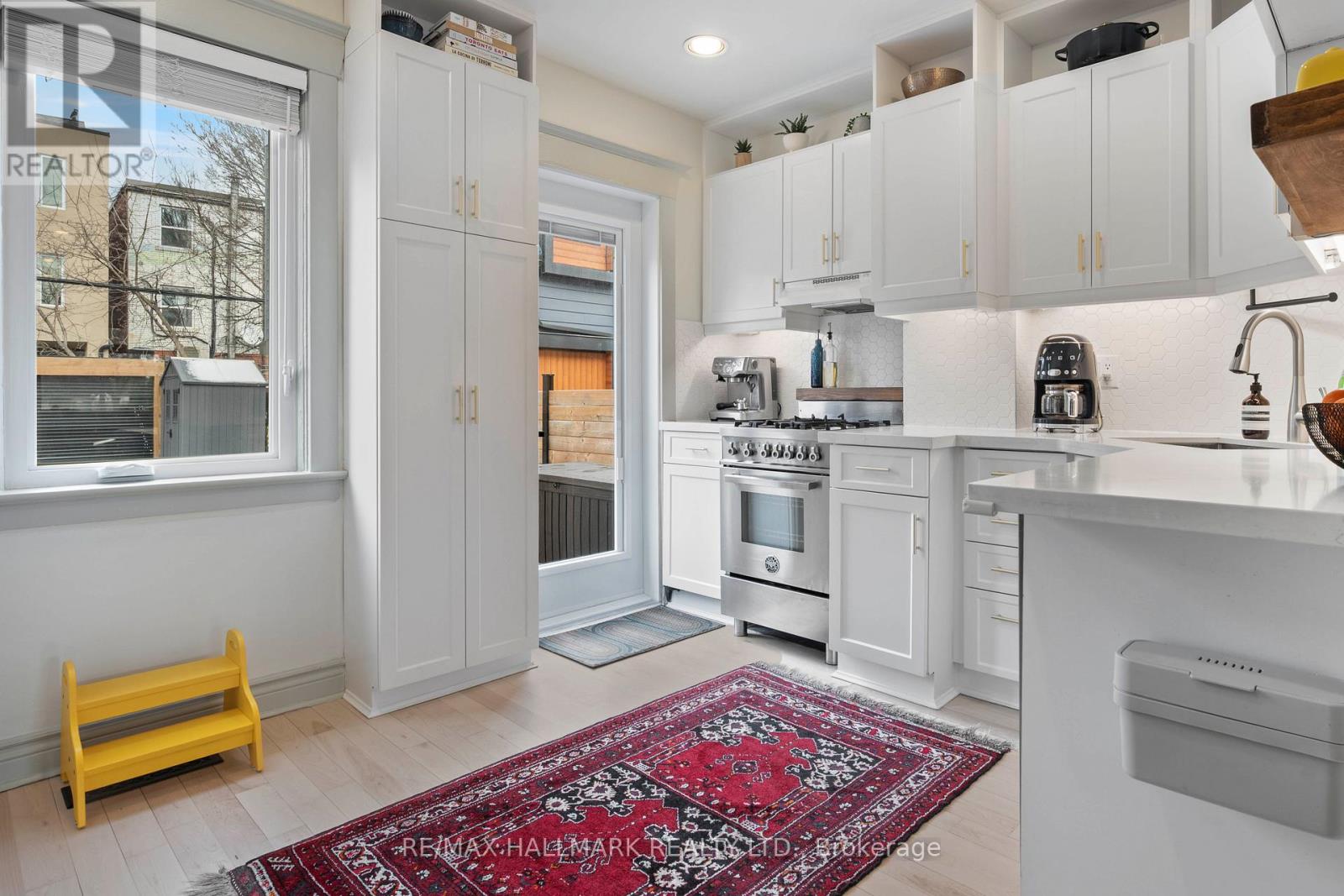 64 Chatham Avenue, Toronto, Ontario  M4J 1K6 - Photo 12 - E12907844