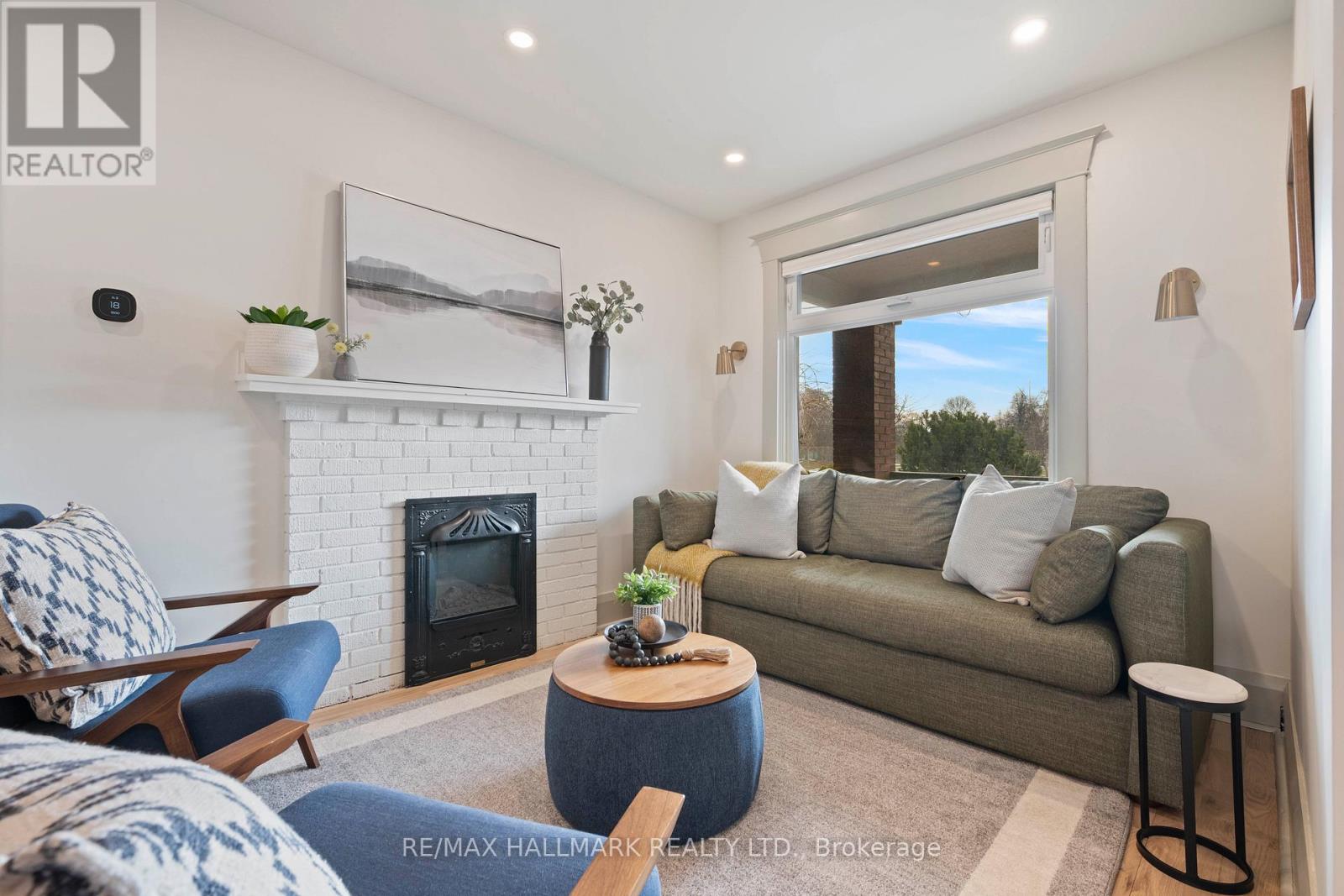 64 Chatham Avenue, Toronto, Ontario  M4J 1K6 - Photo 5 - E12907844