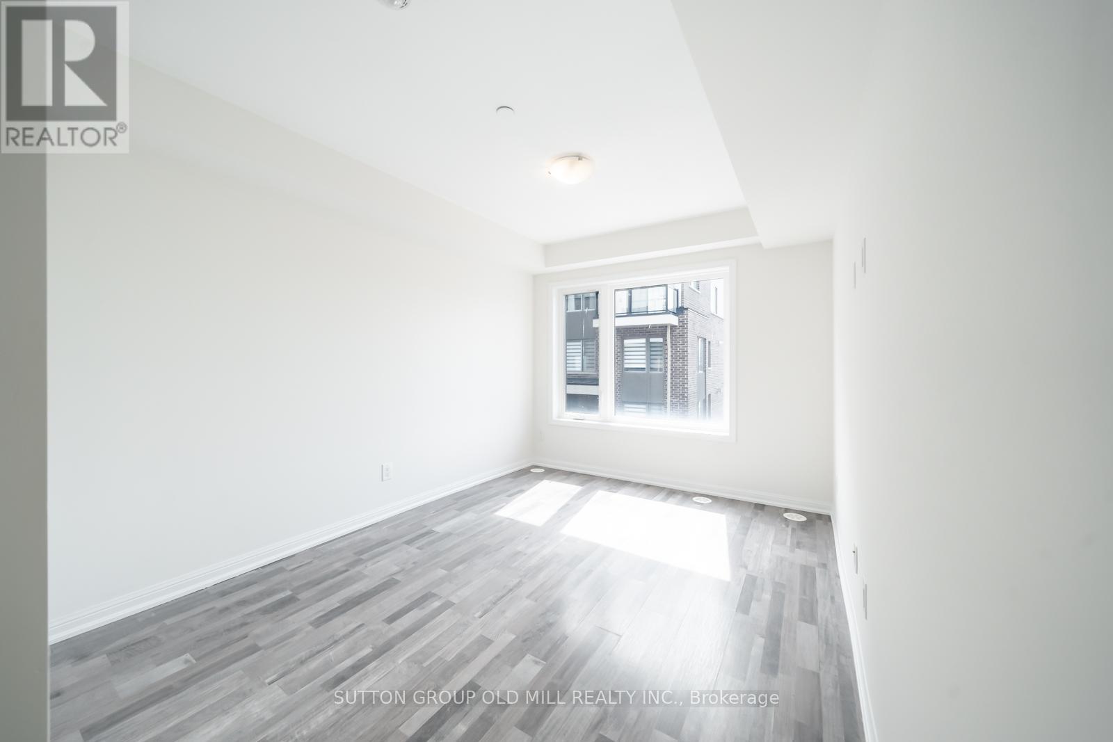 319 - 1460 Whites Road, Pickering, Ontario  L1V 0E8 - Photo 10 - E12907892