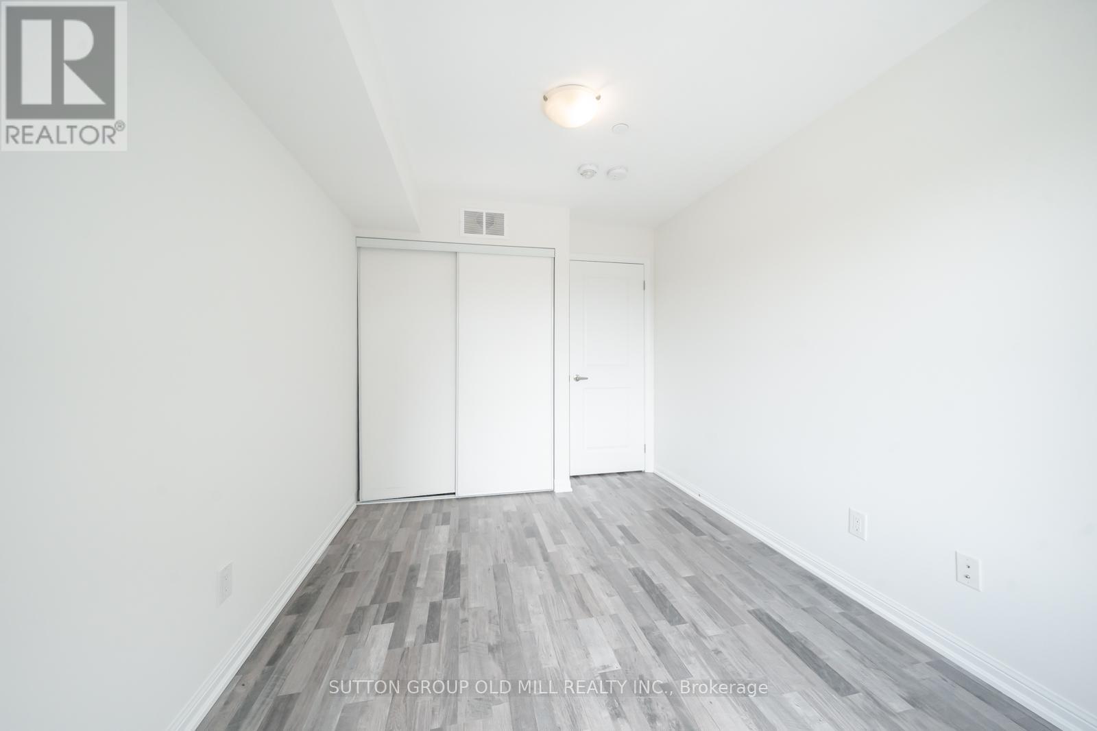 319 - 1460 Whites Road, Pickering, Ontario  L1V 0E8 - Photo 17 - E12907892