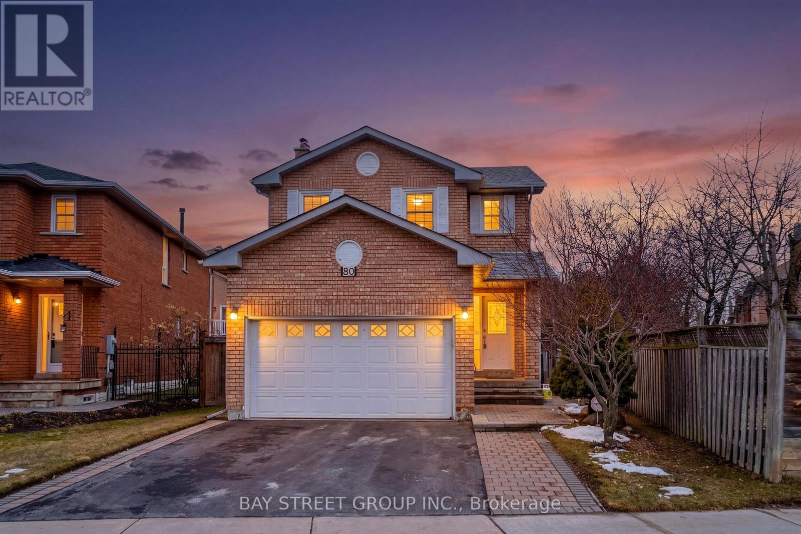 80 Summitcrest Drive, Richmond Hill, Ontario  L4S 1A8 - Photo 2 - N12907842