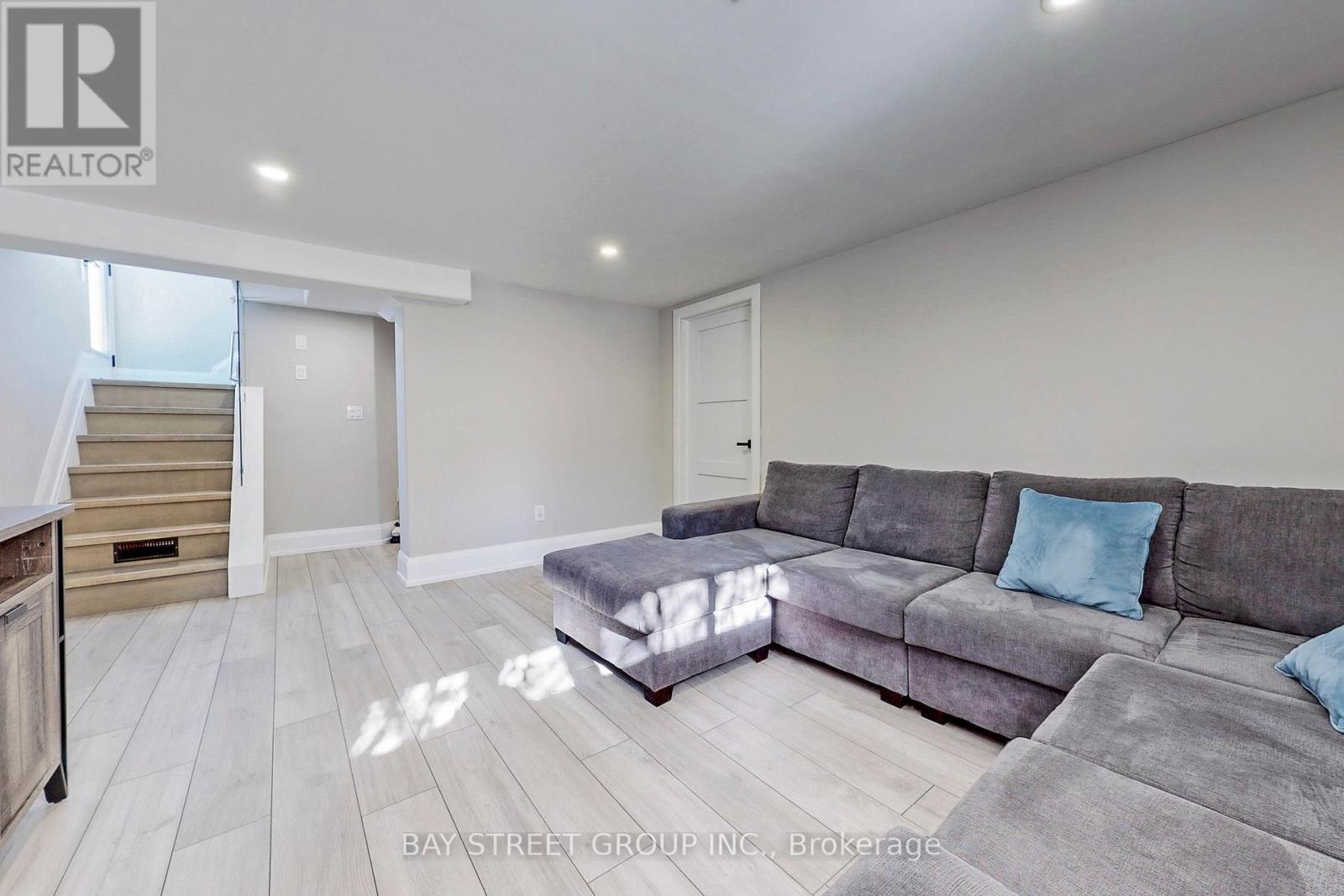 646 Simcoe Road, Bradford West Gwillimbury, Ontario  L3Z 4A9 - Photo 30 - N12907866