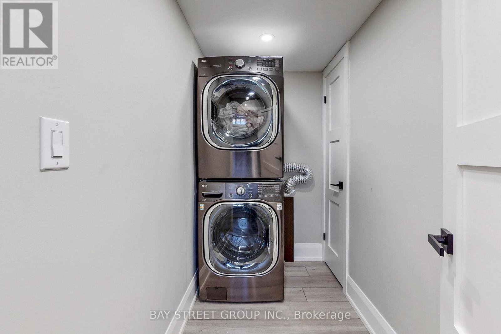 646 Simcoe Road, Bradford West Gwillimbury, Ontario  L3Z 4A9 - Photo 38 - N12907866