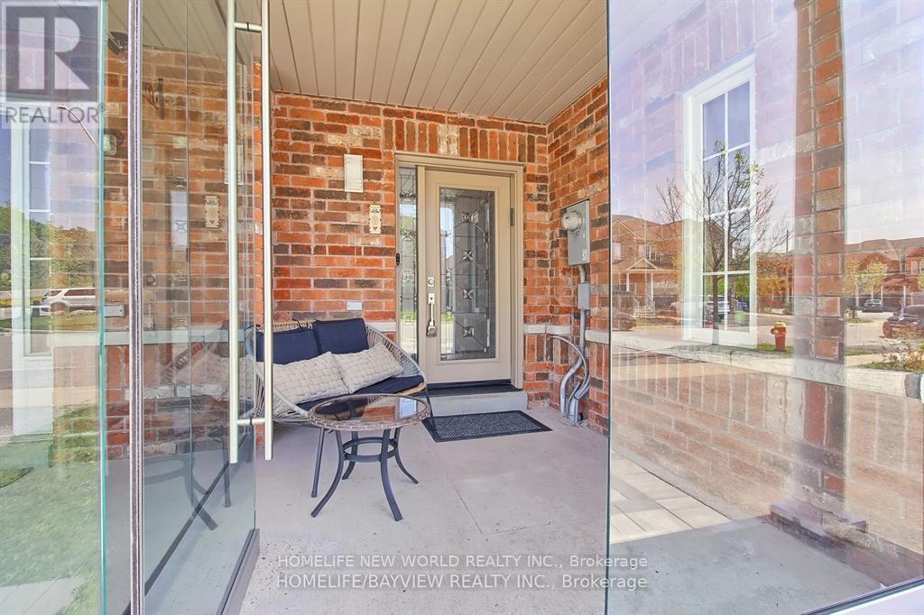 45 Hawkes Drive, Richmond Hill, Ontario  L4S 0C3 - Photo 2 - N12907868