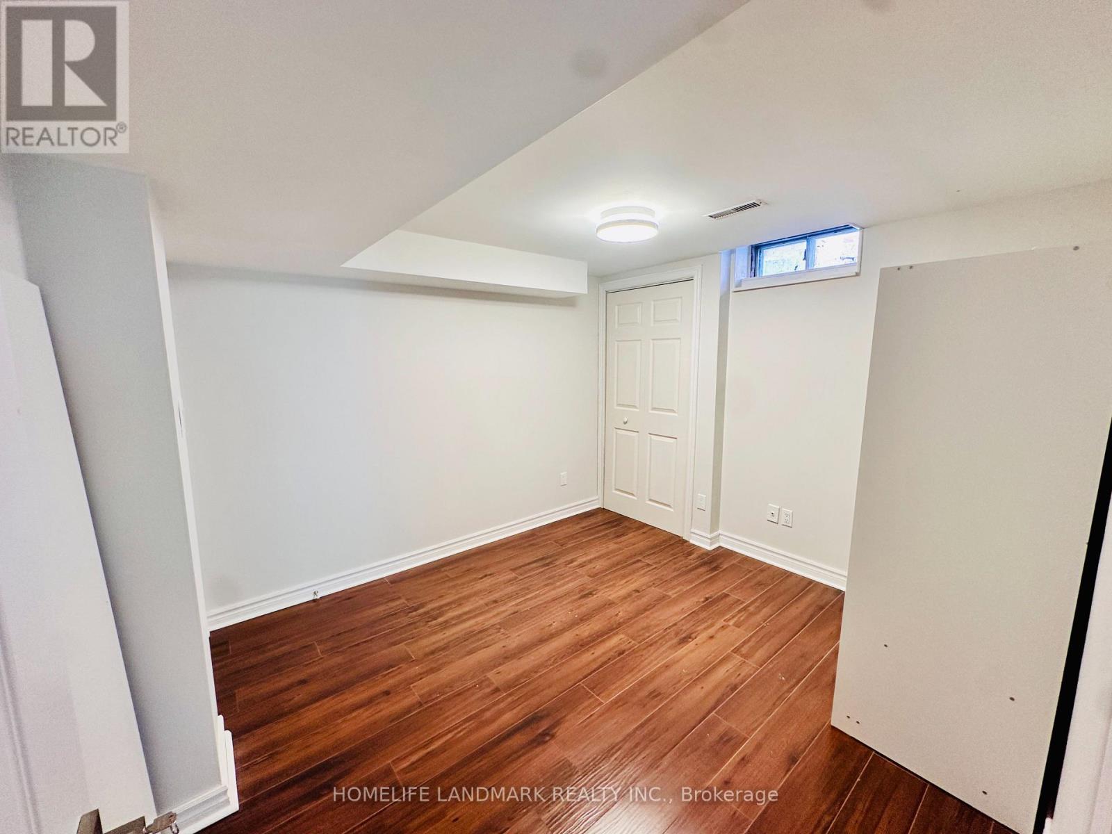 Lower - 7 Captain Francis Drive, Markham, Ontario  L3R 9C7 - Photo 7 - N12907880