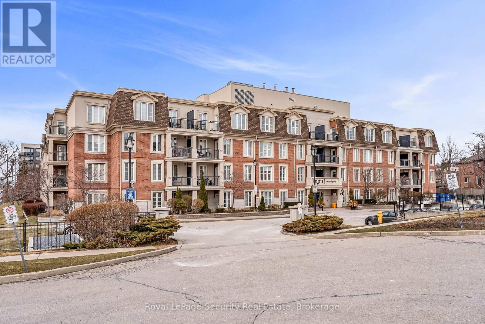 209 - 4620 HIGHWAY 7, Vaughan, Ontario