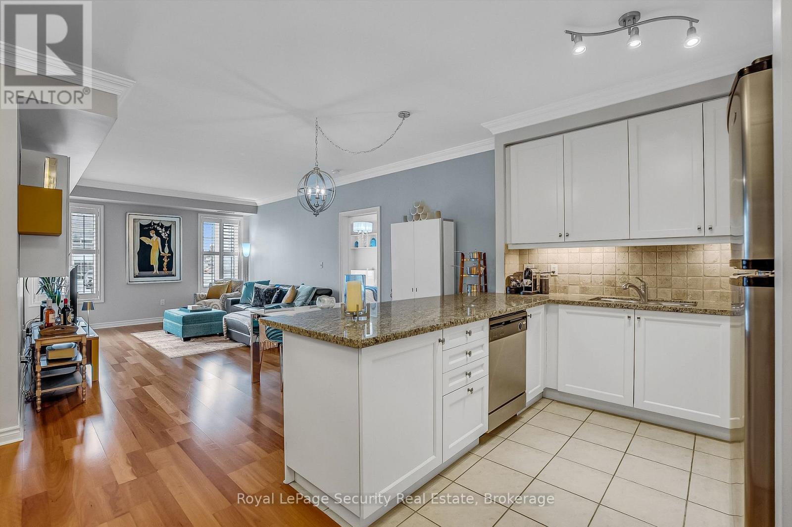 209 - 4620 Highway 7, Vaughan, Ontario  L4L 0B3 - Photo 8 - N12907882