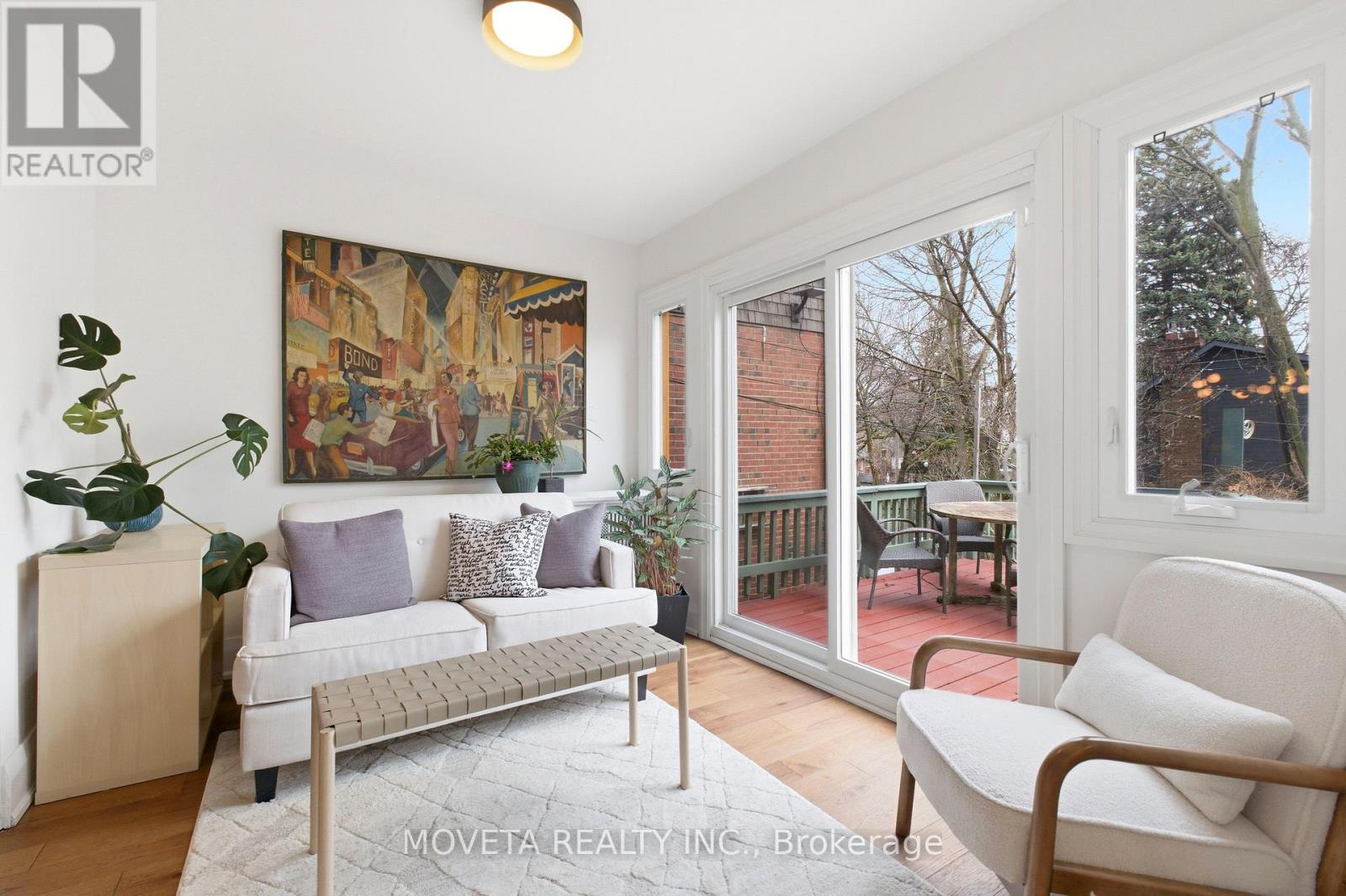 25 Glenholme Avenue N, Toronto, Ontario  M6H 3A8 - Photo 19 - W12907870