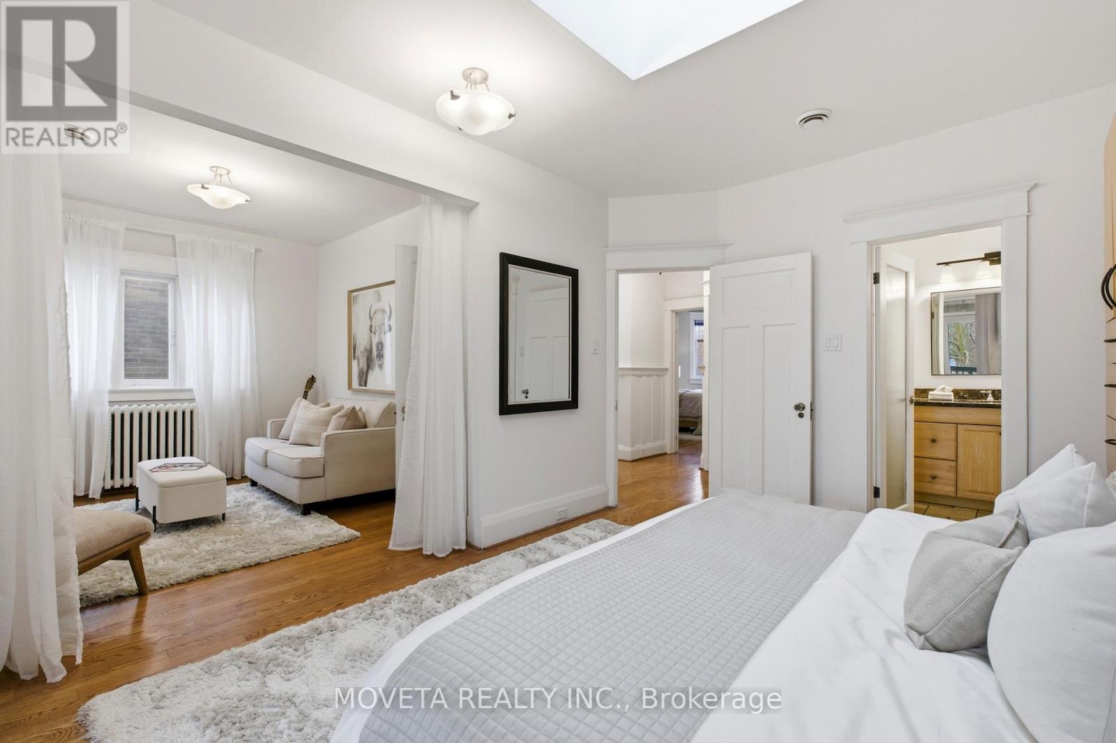 25 Glenholme Avenue N, Toronto, Ontario  M6H 3A8 - Photo 24 - W12907870