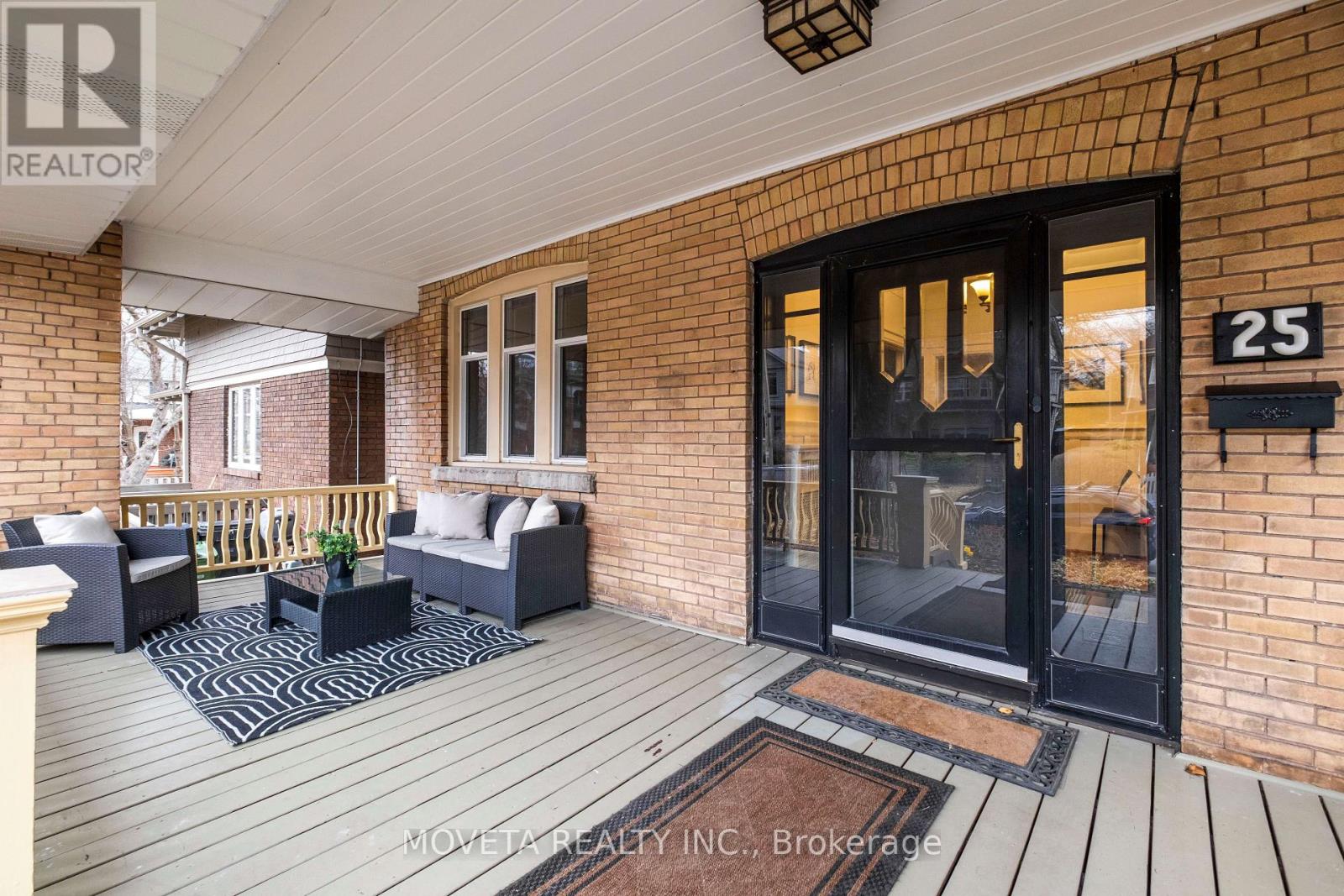 25 Glenholme Avenue N, Toronto, Ontario  M6H 3A8 - Photo 3 - W12907870