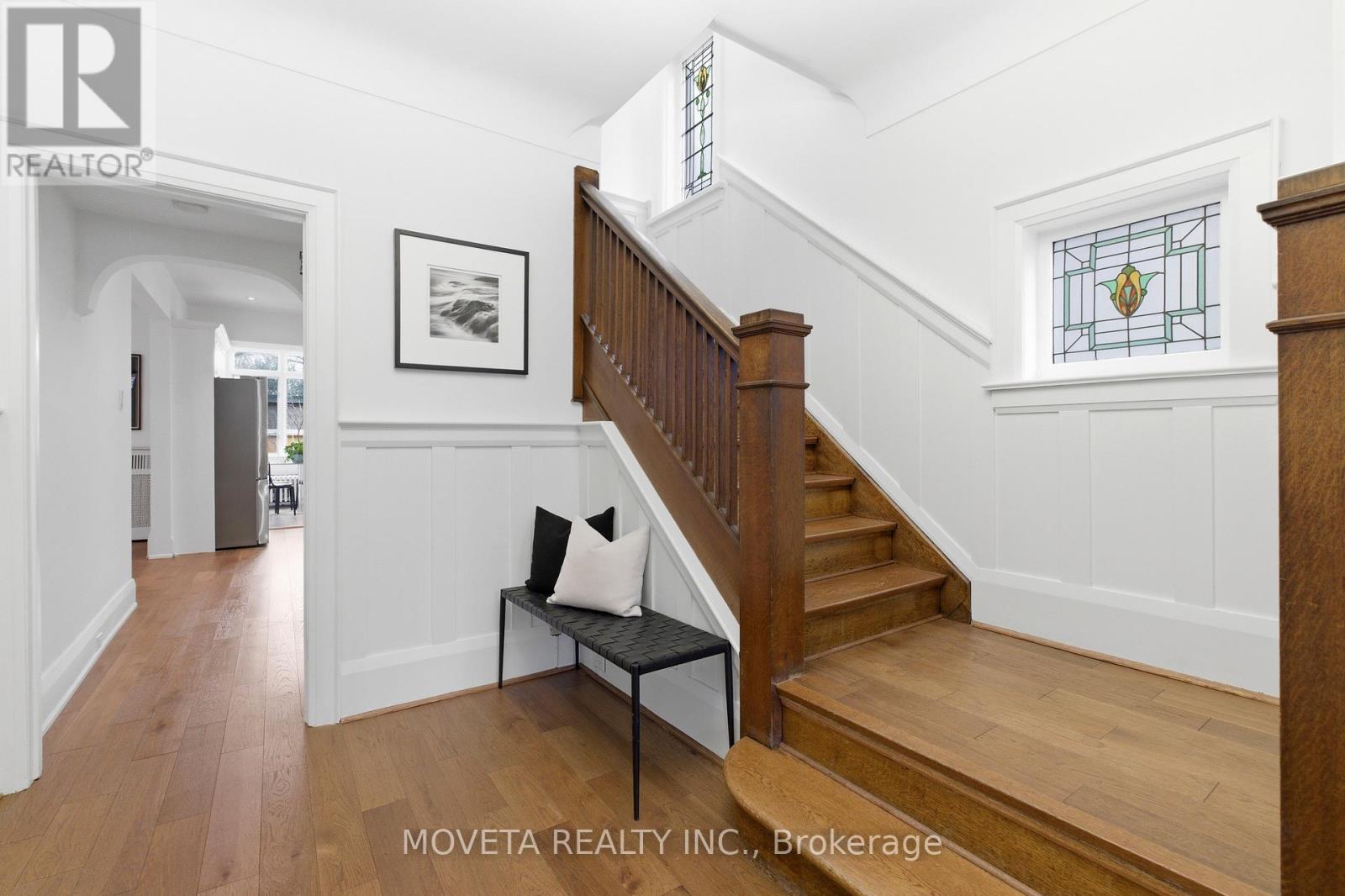 25 Glenholme Avenue N, Toronto, Ontario  M6H 3A8 - Photo 6 - W12907870