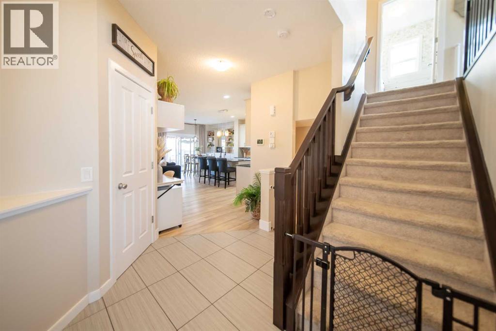 273 Cimarron Vista Court, Okotoks, Alberta  T1S 0L5 - Photo 5 - A2295126