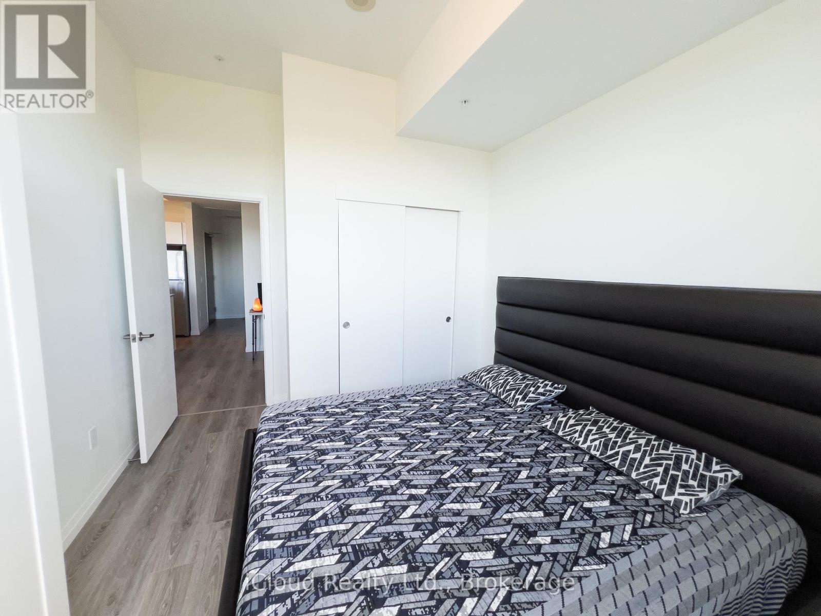 Ph 2707 - 108 Garment Street, Kitchener, Ontario  N2G 0E2 - Photo 12 - X12907862