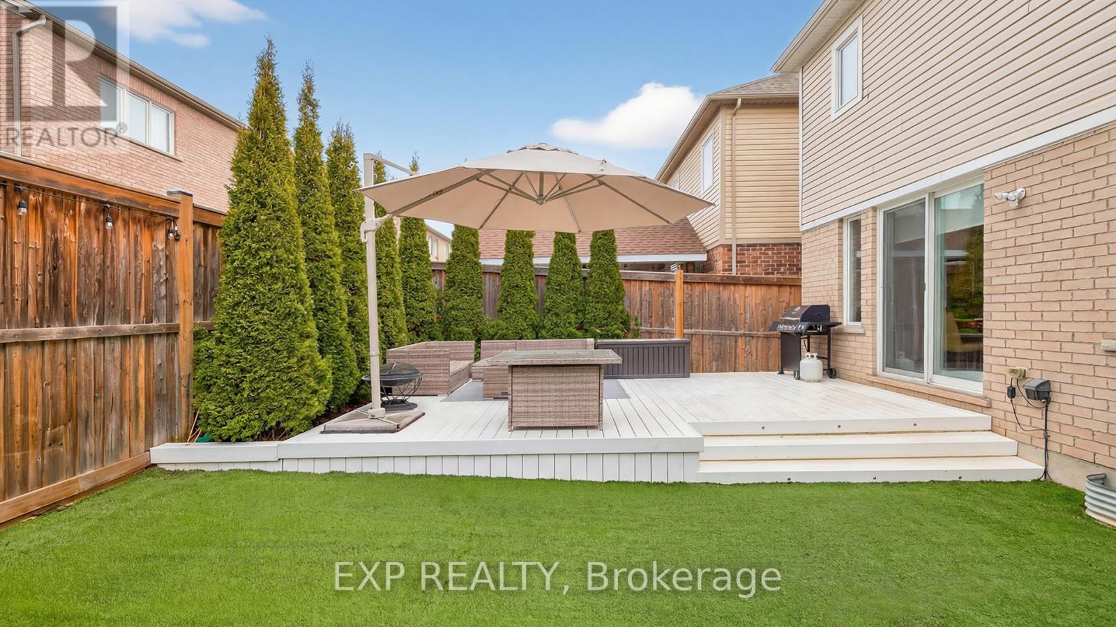 55 West Oak Trail, Kitchener, Ontario  N2R 0L1 - Photo 3 - X12907890