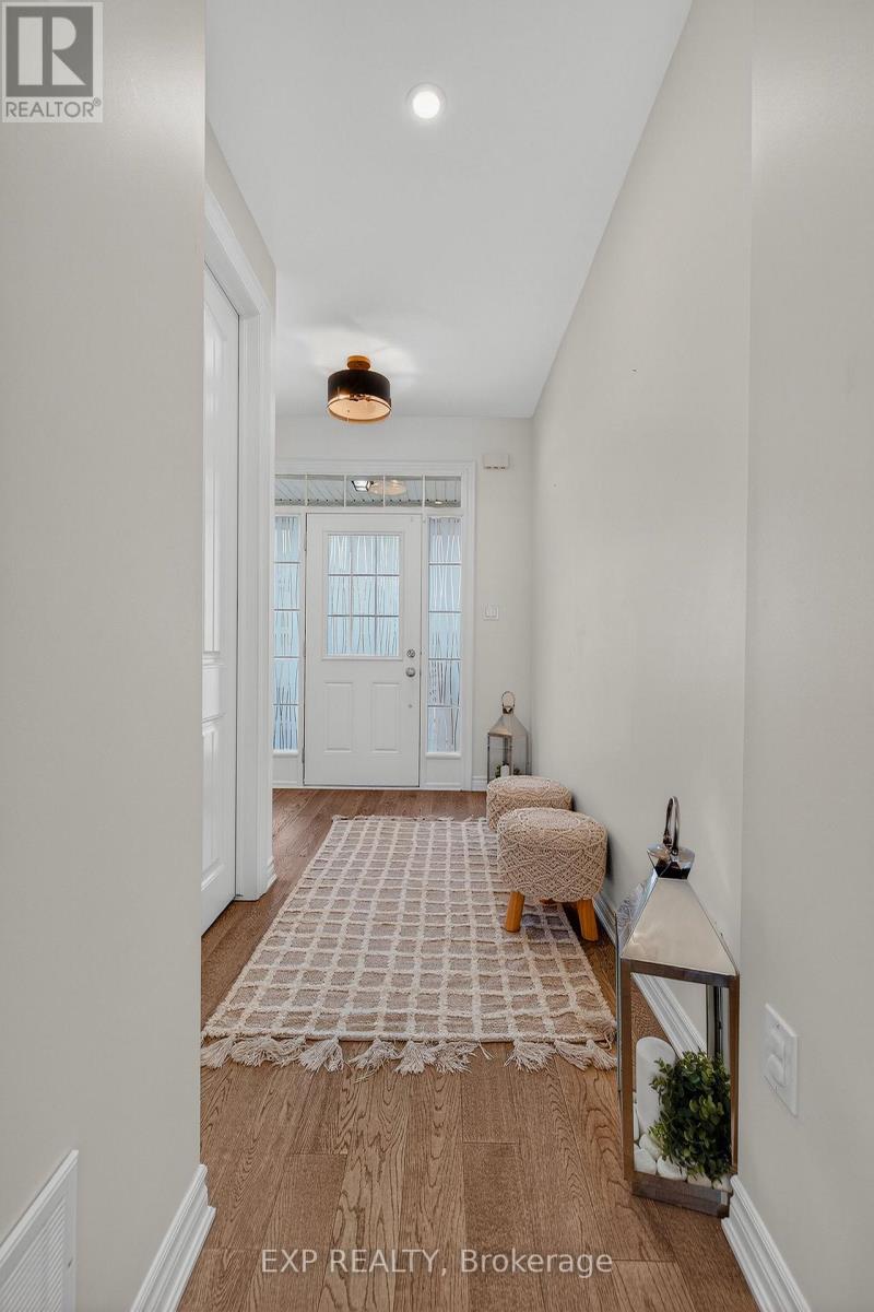 55 West Oak Trail, Kitchener, Ontario  N2R 0L1 - Photo 5 - X12907890