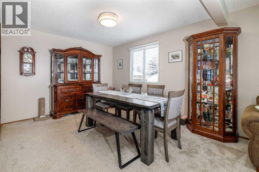 7 Berry Avenue, Red Deer, Alberta  T4R 1K7 - Photo 9 - A2294210