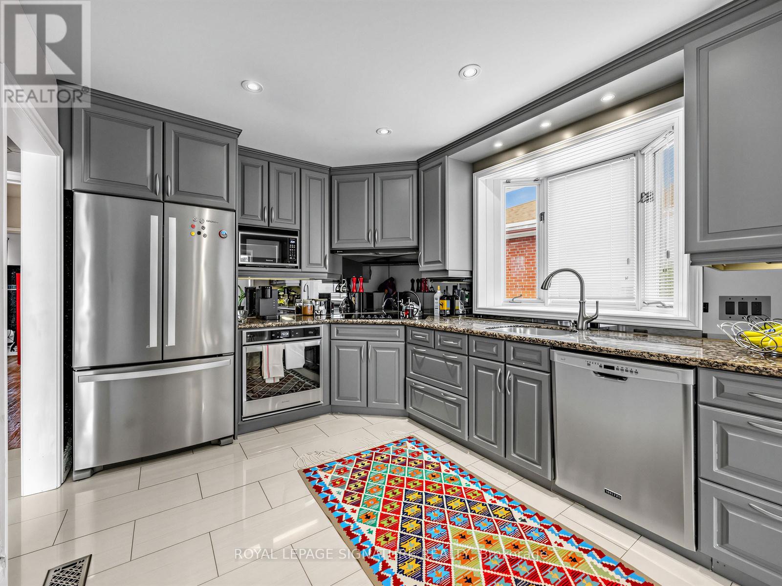 44 Lowcrest Boulevard, Toronto, Ontario  M1T 1K5 - Photo 11 - E12907910