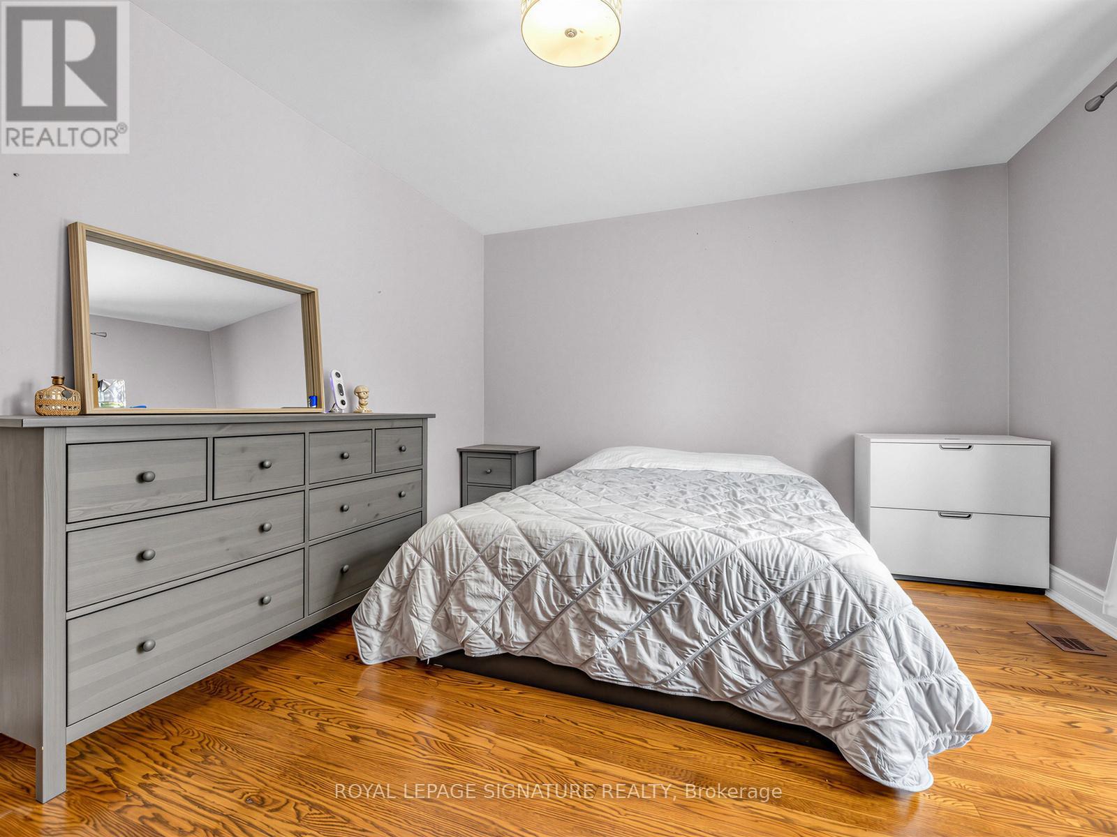 44 Lowcrest Boulevard, Toronto, Ontario  M1T 1K5 - Photo 17 - E12907910