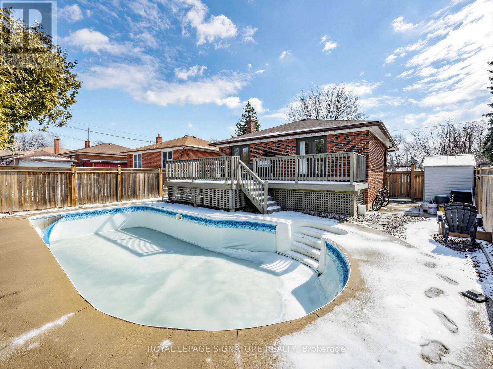 44 Lowcrest Boulevard, Toronto, Ontario  M1T 1K5 - Photo 32 - E12907910