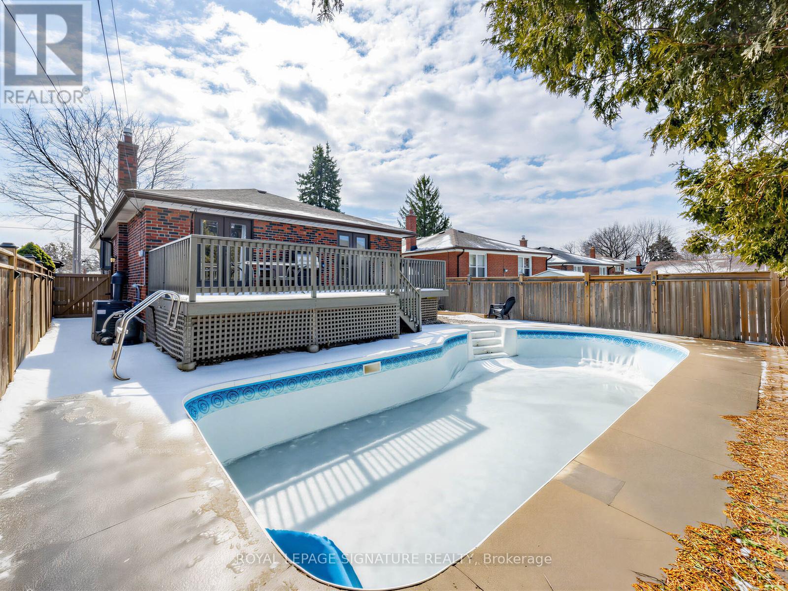 44 Lowcrest Boulevard, Toronto, Ontario  M1T 1K5 - Photo 33 - E12907910