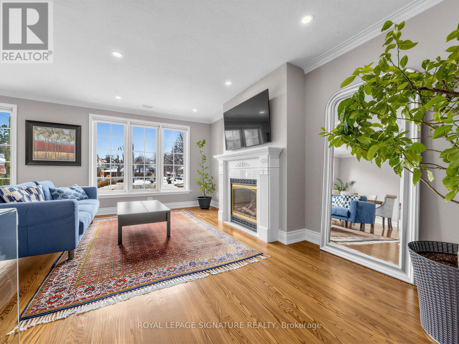 44 Lowcrest Boulevard, Toronto, Ontario  M1T 1K5 - Photo 4 - E12907910