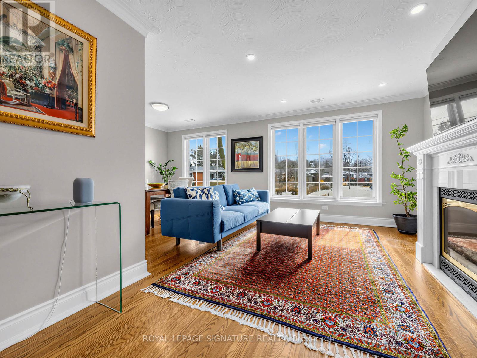 44 Lowcrest Boulevard, Toronto, Ontario  M1T 1K5 - Photo 5 - E12907910