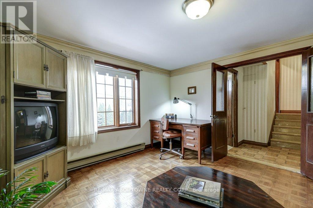 17 Duffield Road, Toronto, Ontario  M9P 3C8 - Photo 16 - W12907904