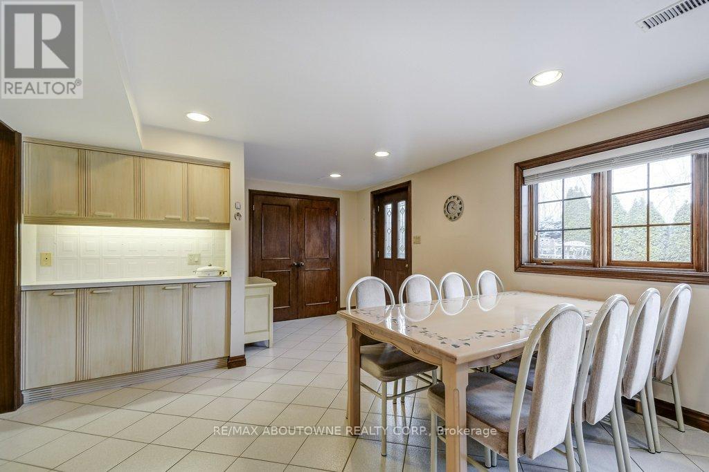 17 Duffield Road, Toronto, Ontario  M9P 3C8 - Photo 20 - W12907904